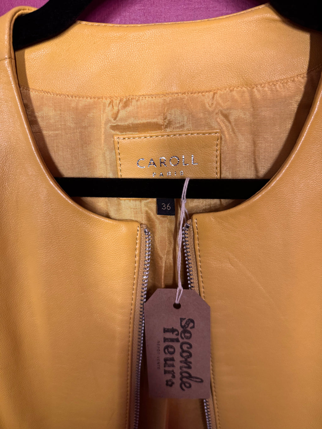 Veste en cuir jaune
