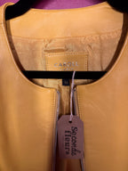 Veste en cuir jaune
