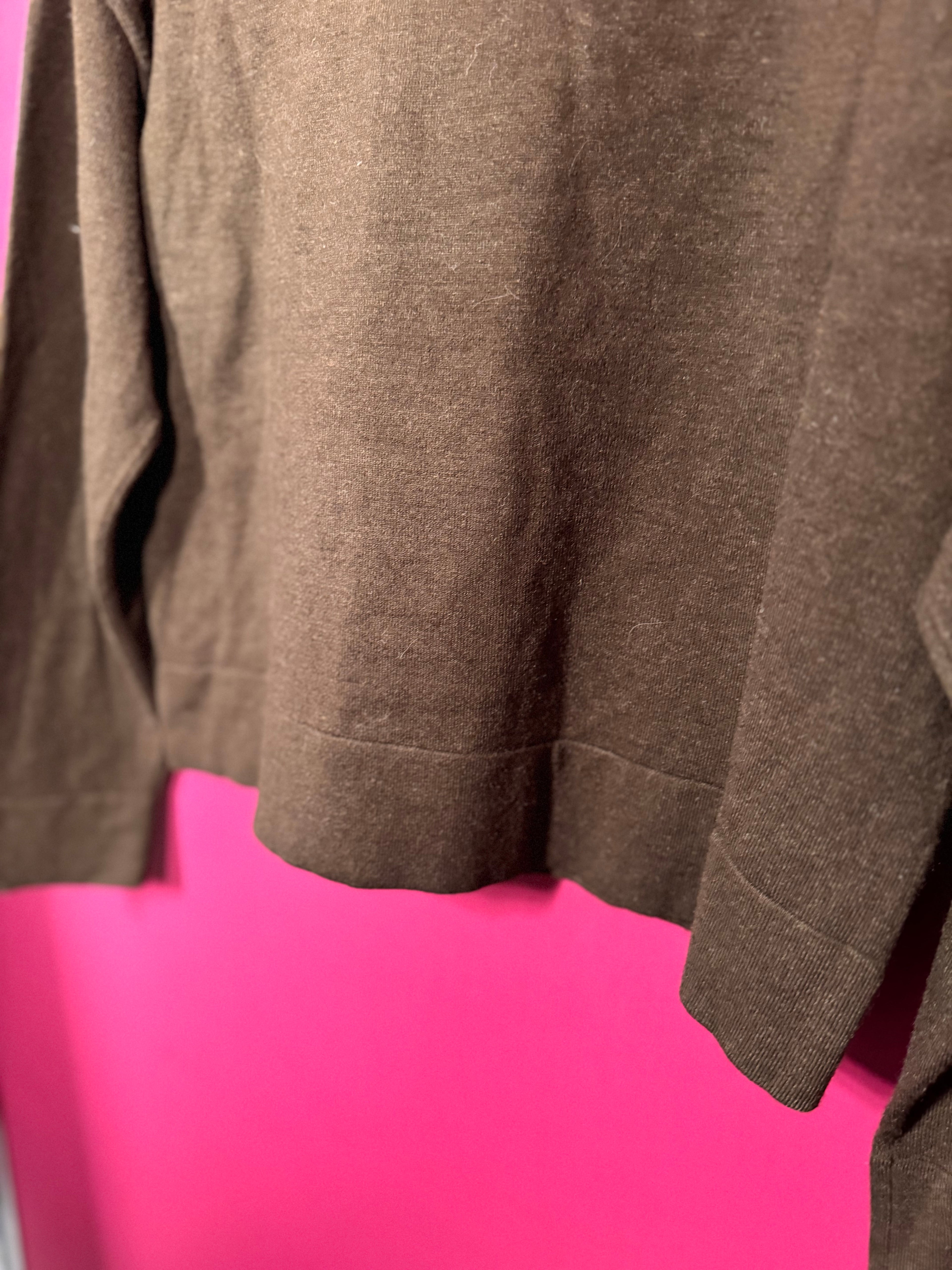 Pull kaki façon polo