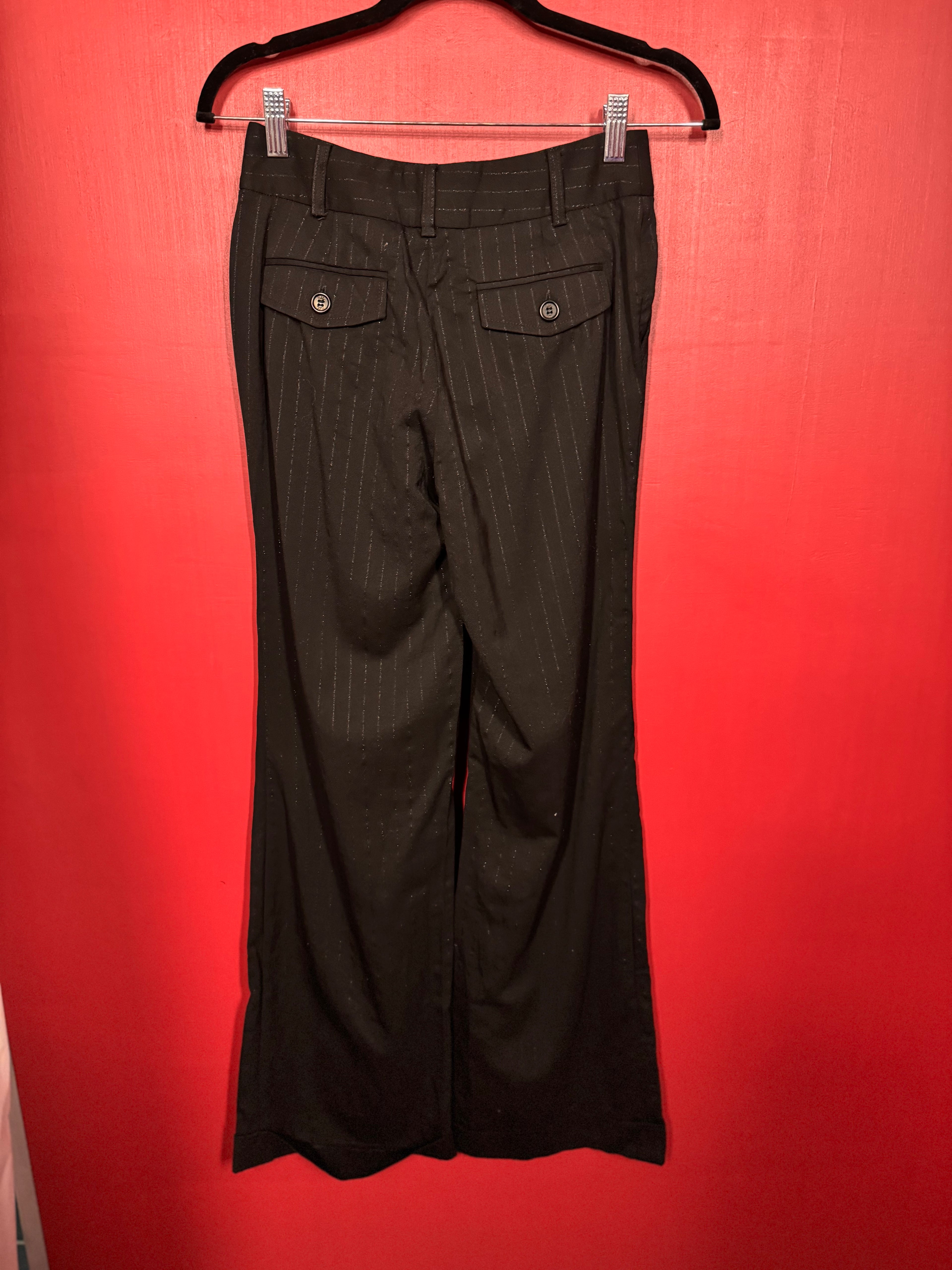 Pantalon noir à rayures