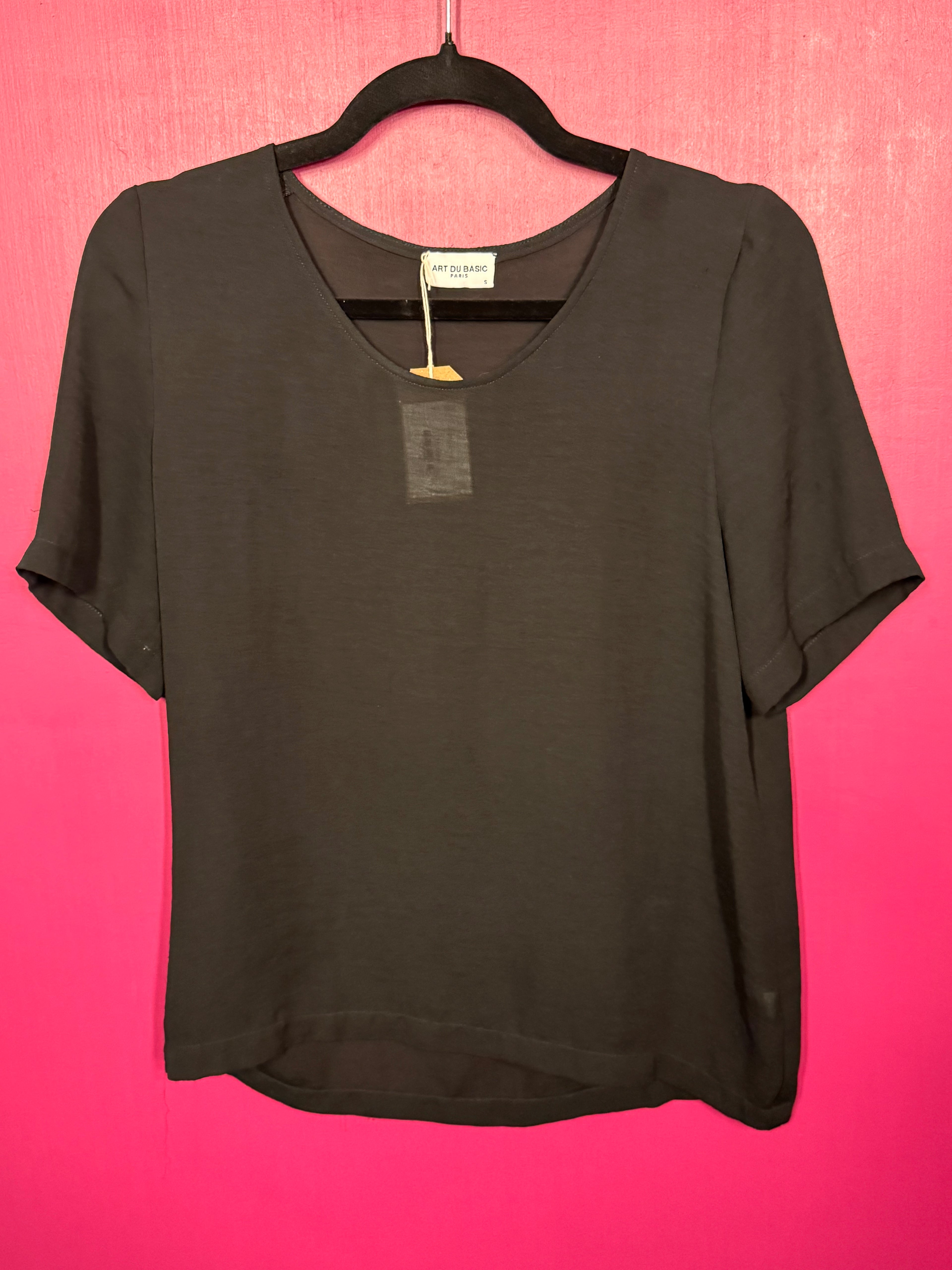 Blouse manches courtes noire