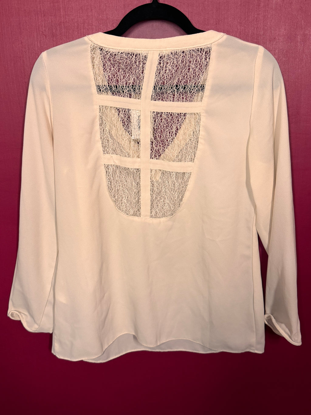 Blouse écru dos dentelle
