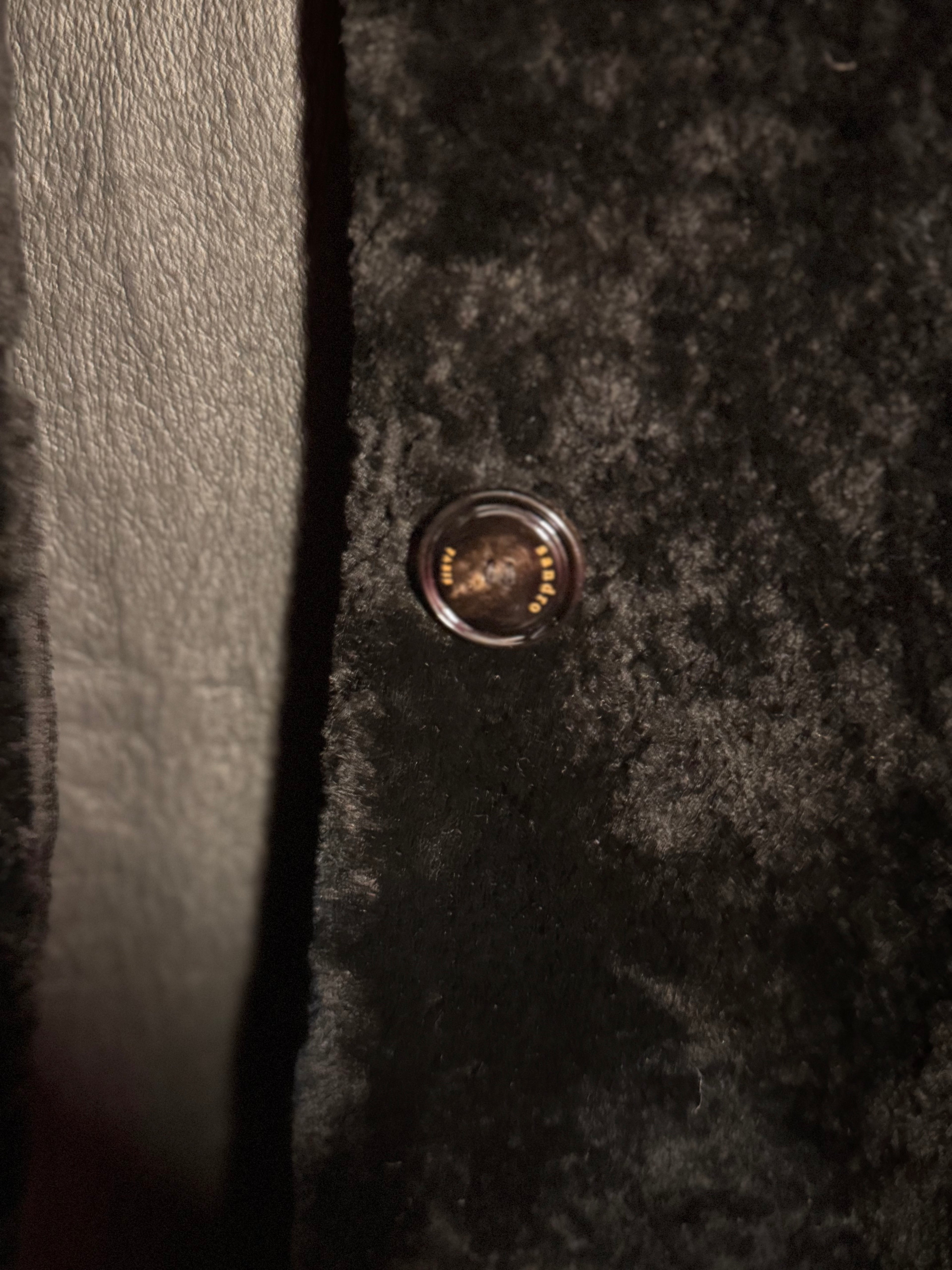 Manteau cuir et fourrure noir