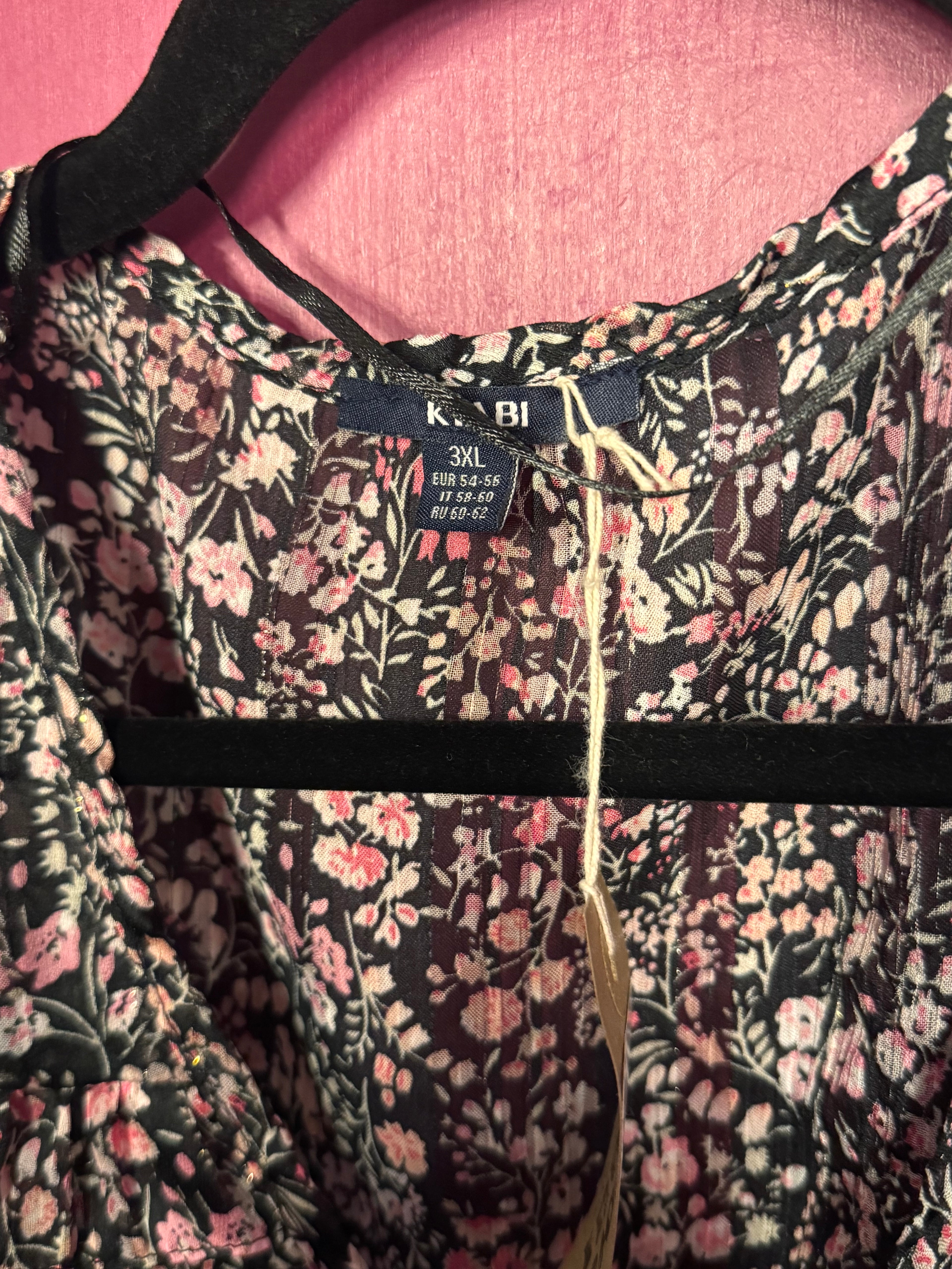 Blouse fleurie noir / rose