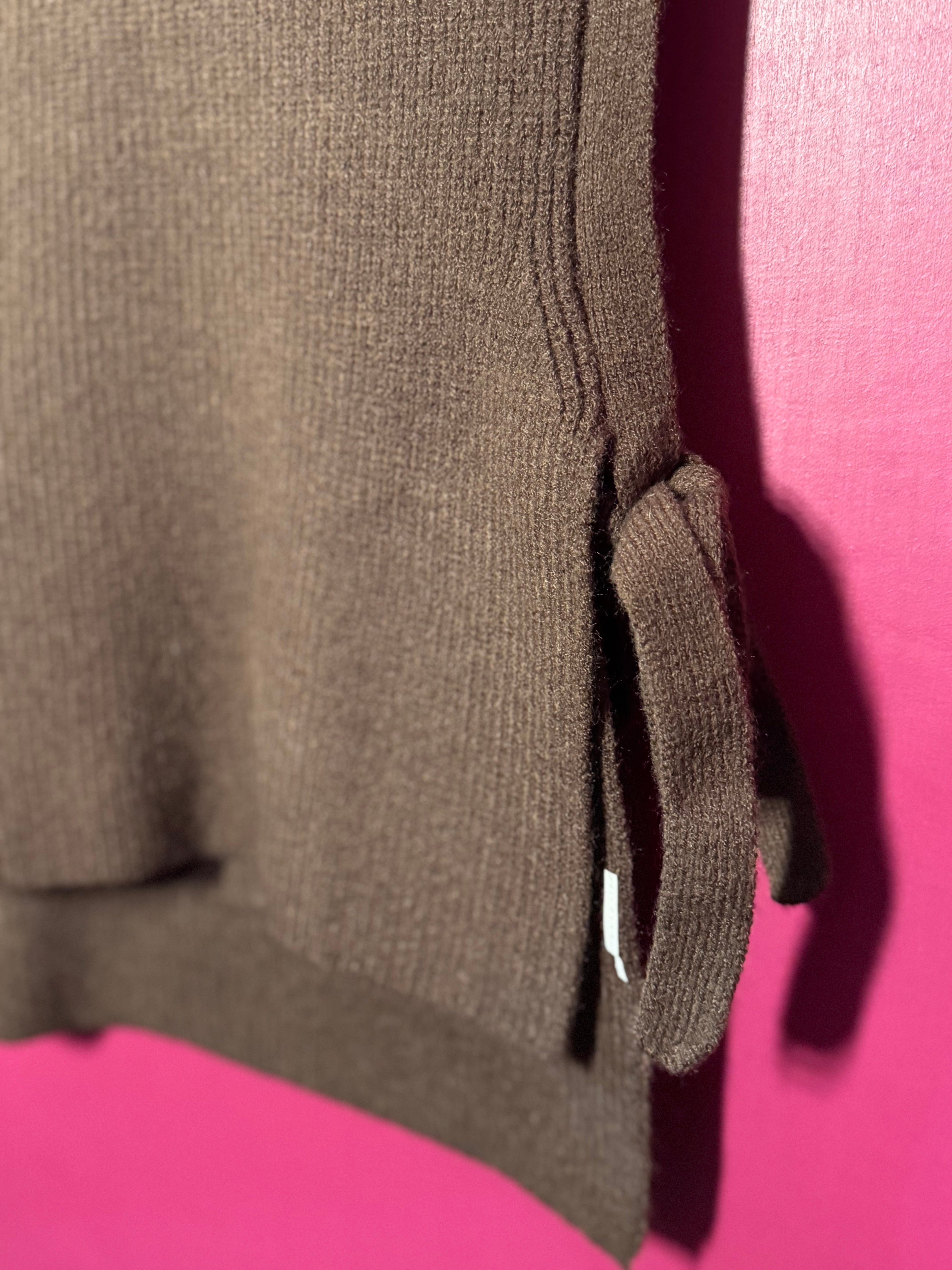 Plastron marron à nouer