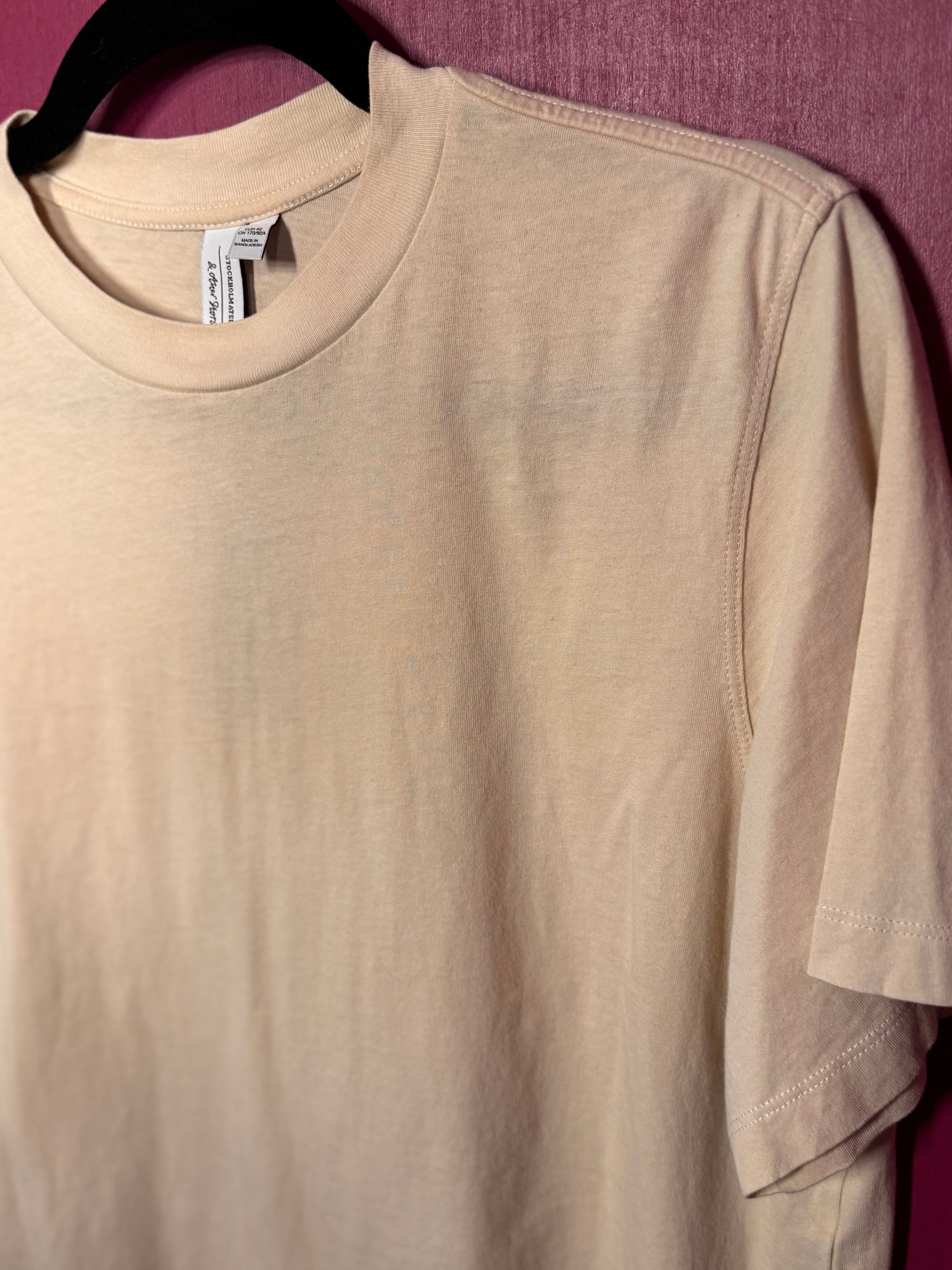 T-shirt beige