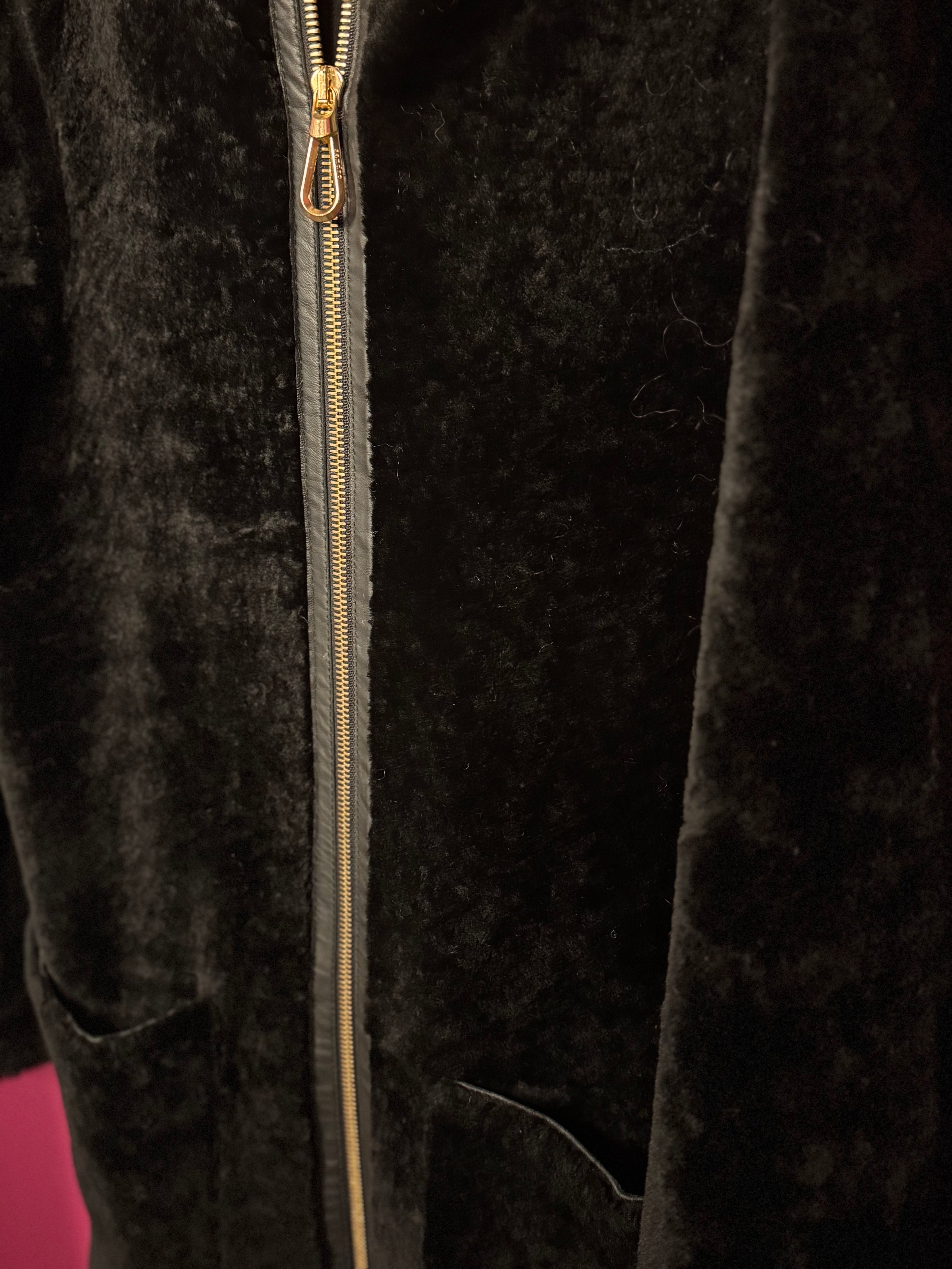 Manteau en cuir et fourrure