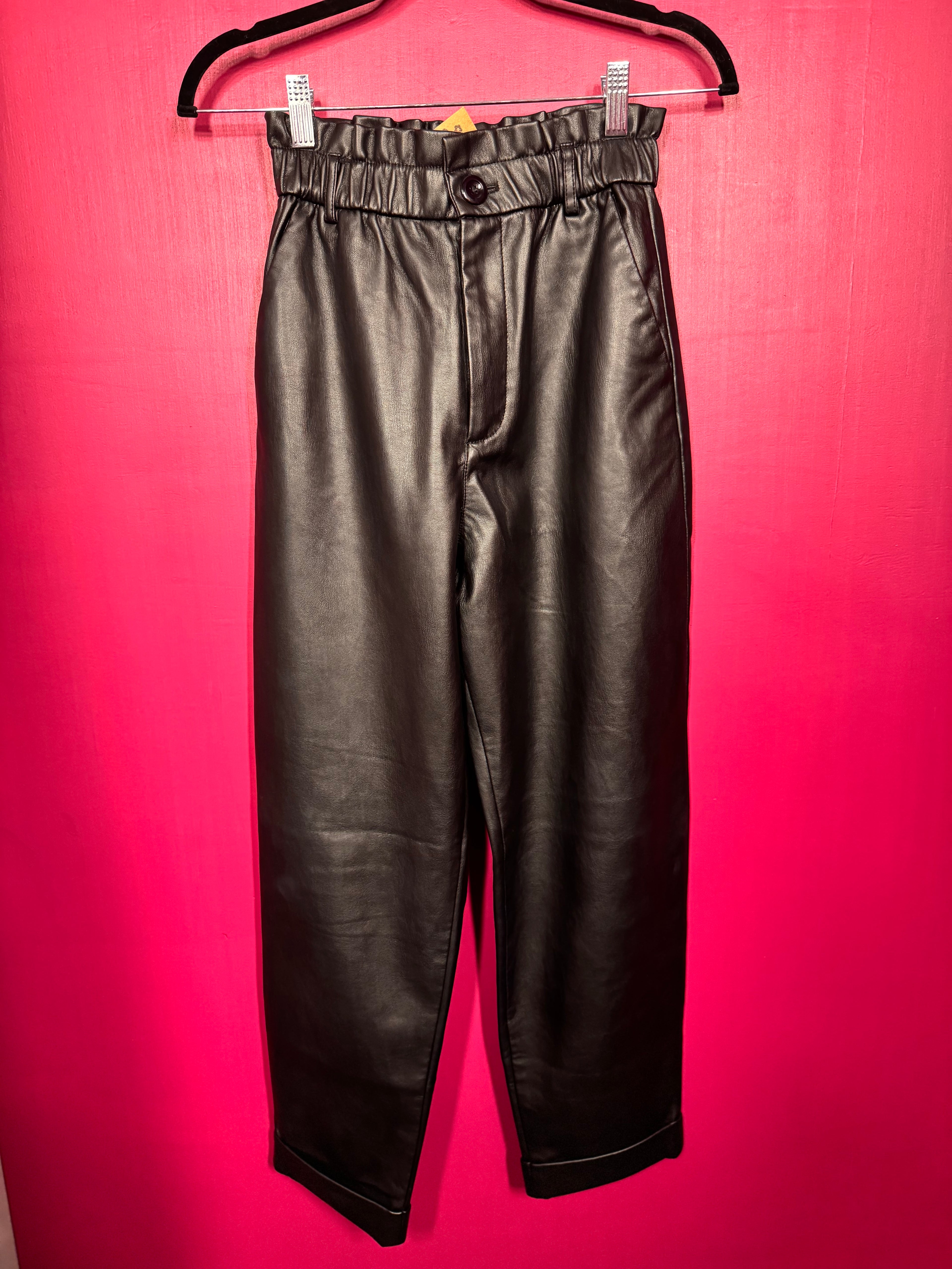 Pantalon similicuir noir