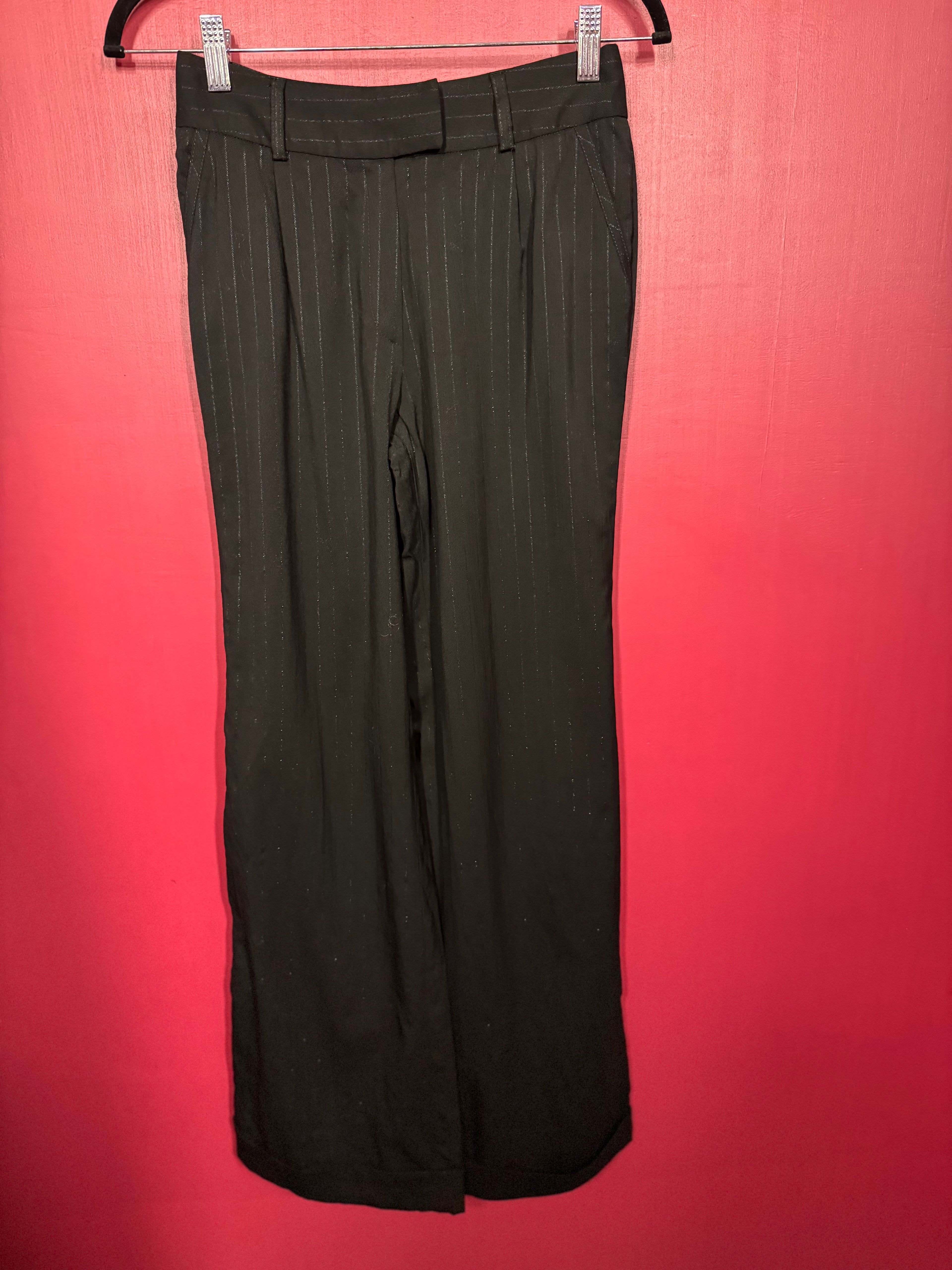 Pantalon noir à rayures