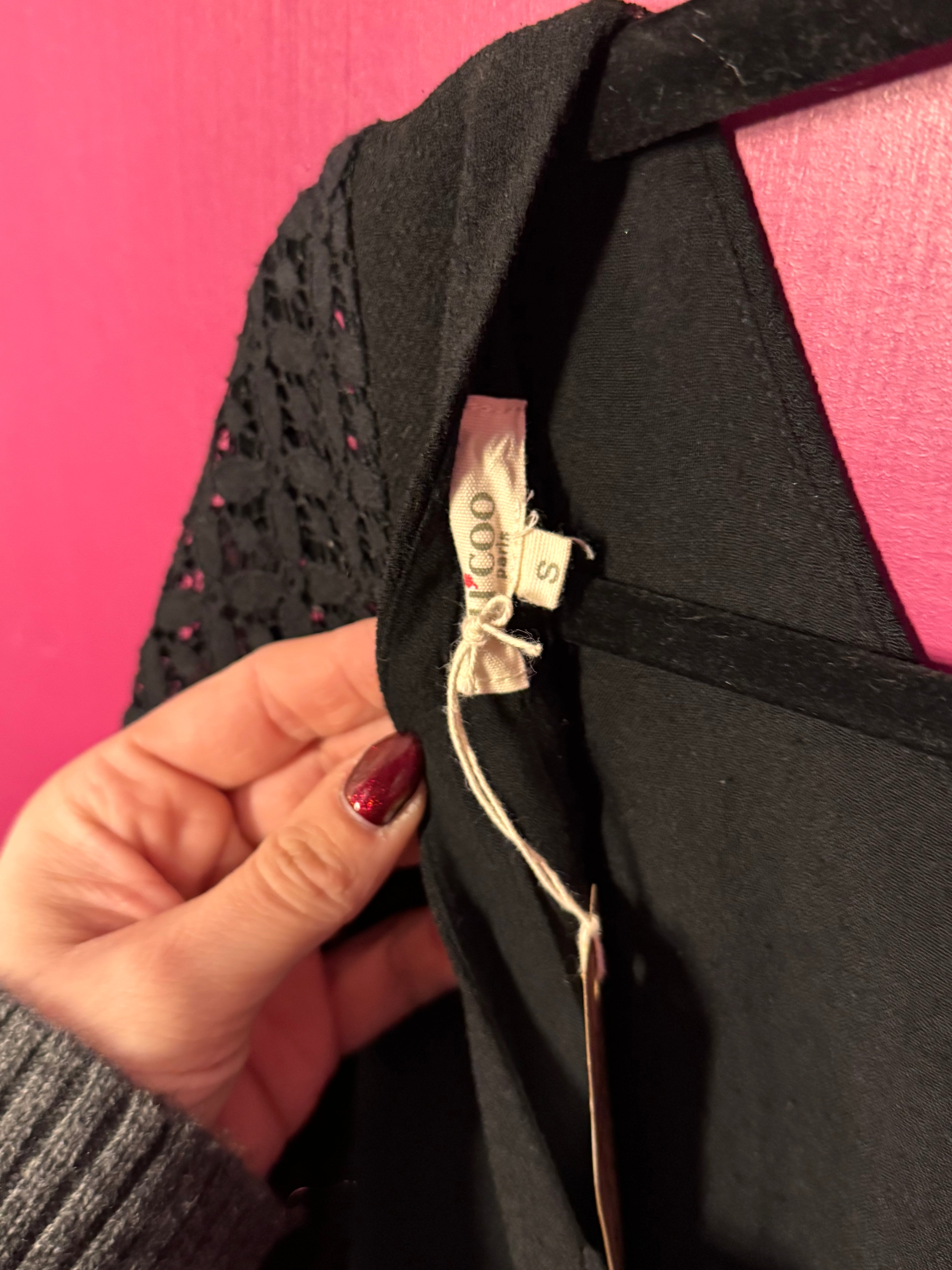 Robe avec dentelle noire