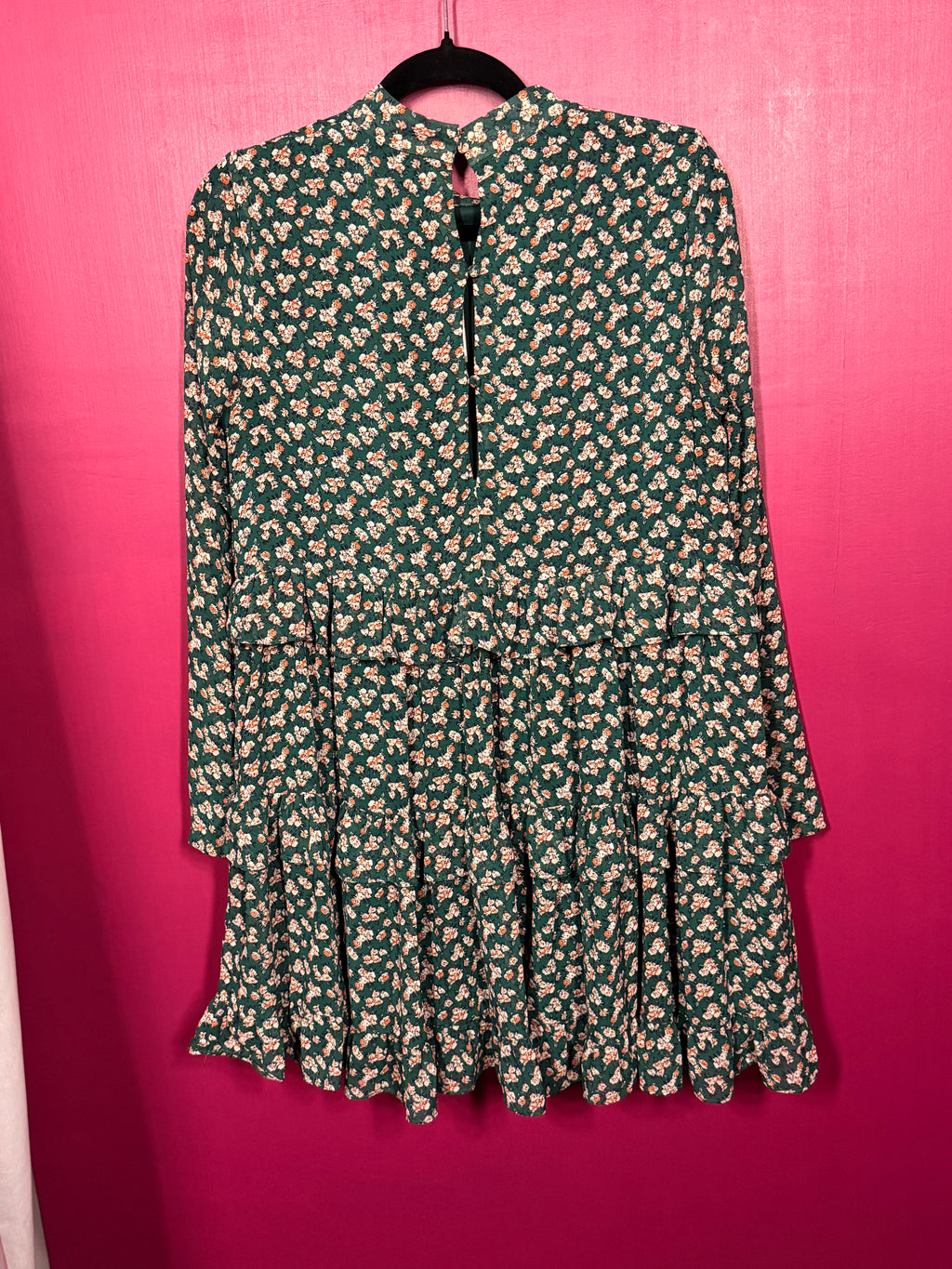 Robe mi-longue à fleurs verte