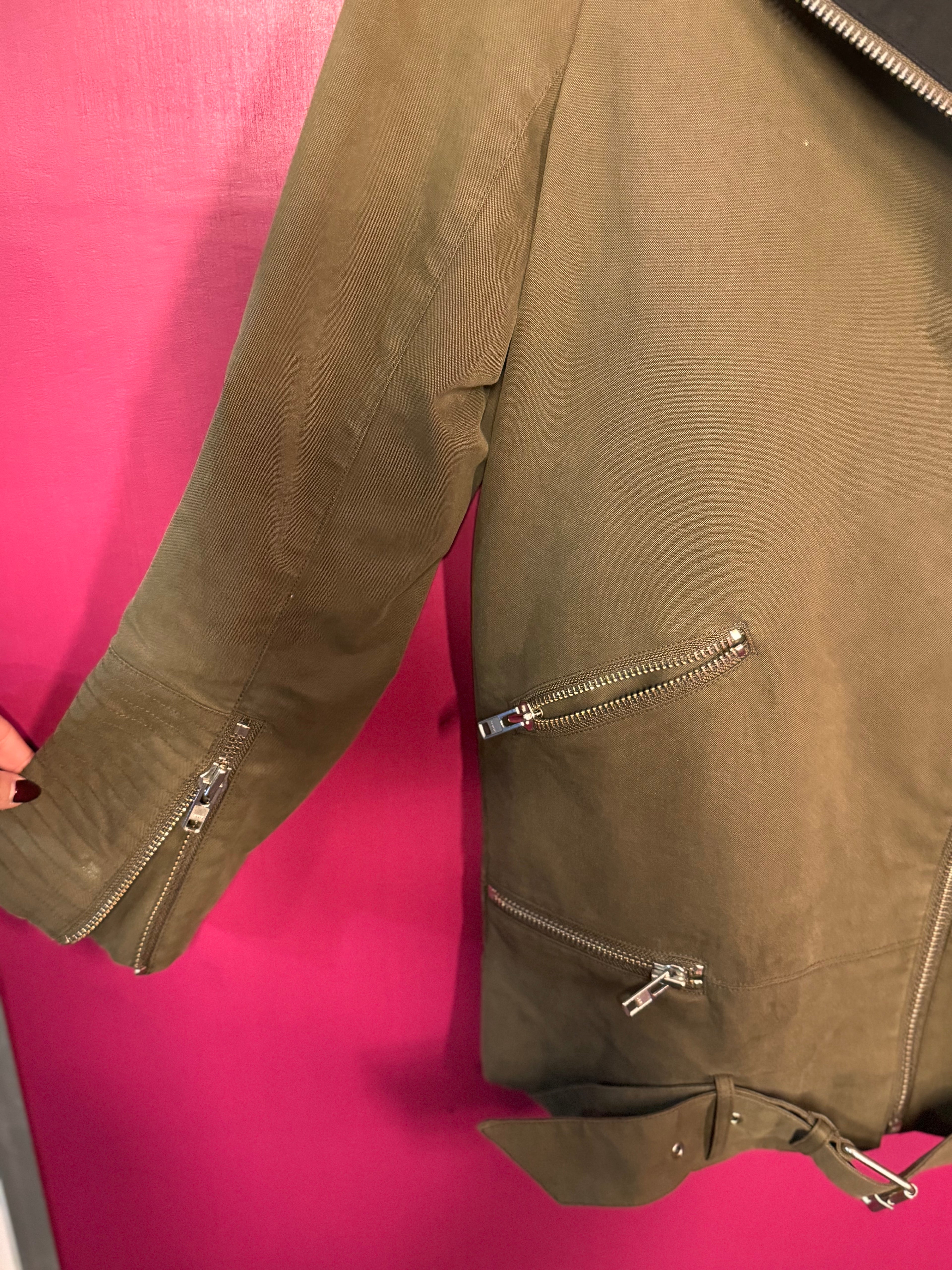 Manteau kaki col cuir noir