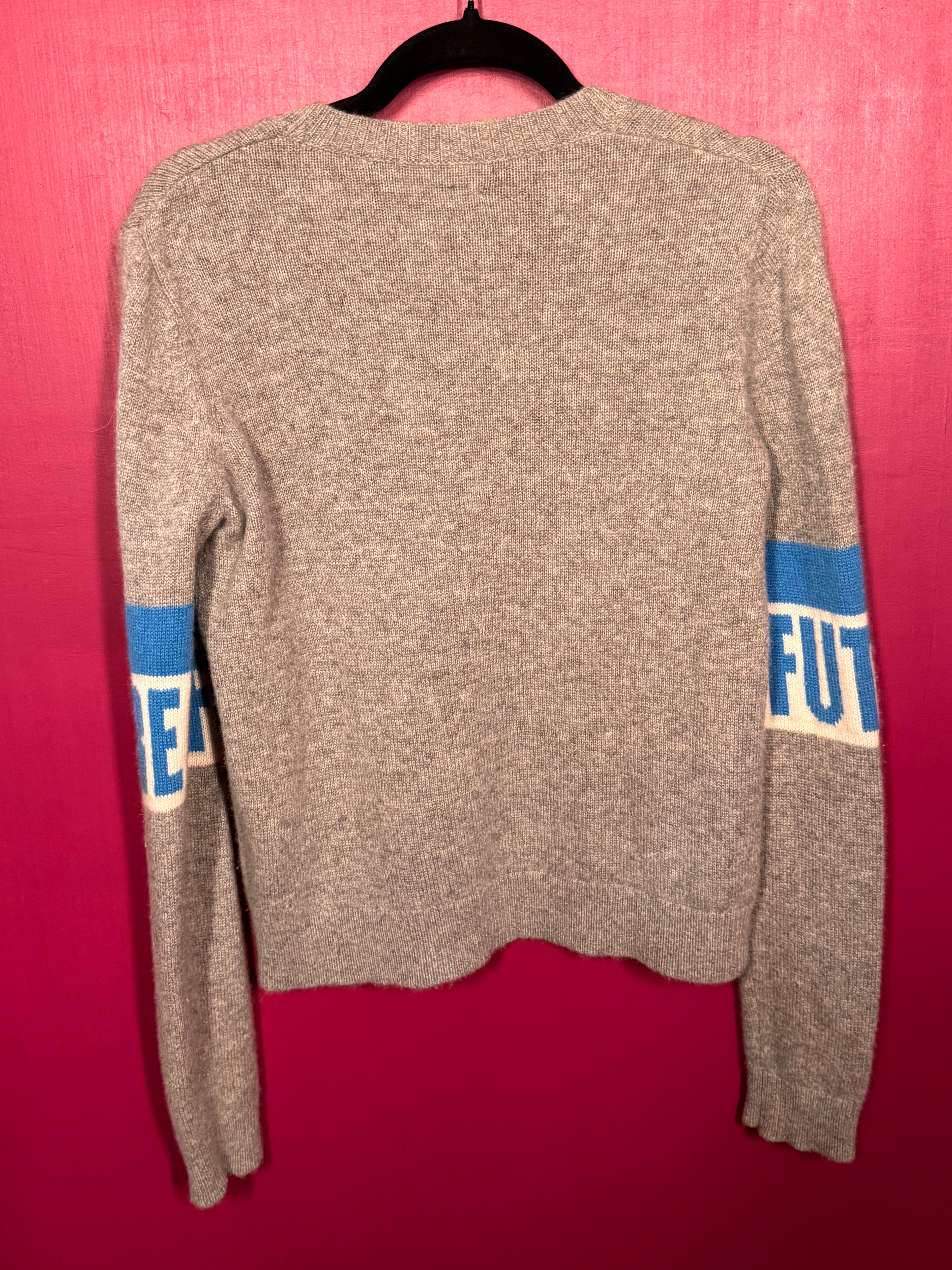 Pull en cachemire gris
